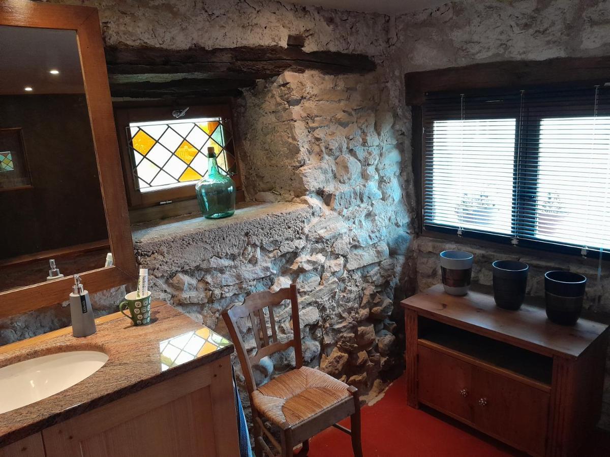 Grange Renovee Et Son Jardin Dans L'Avant Pays Savoyard Champagneux Eksteriør billede