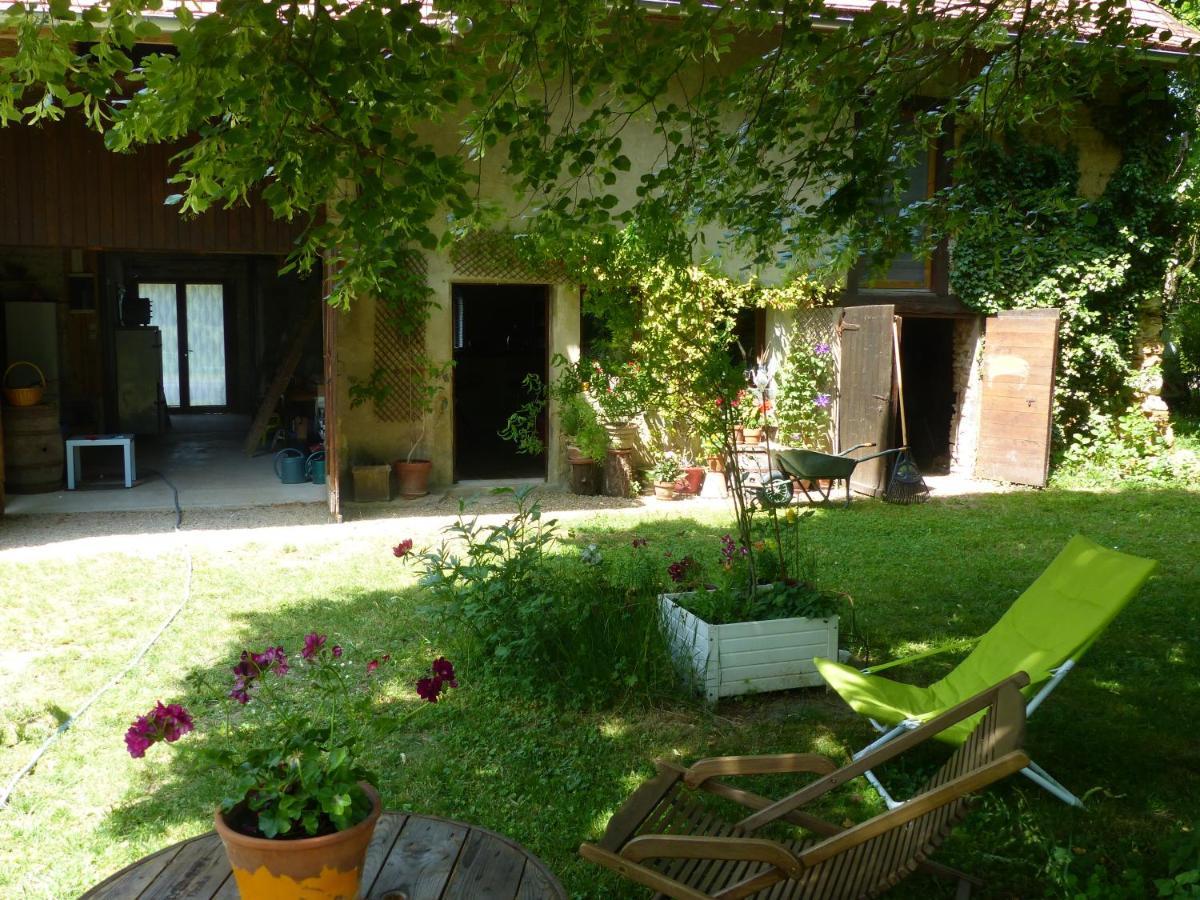 Grange Renovee Et Son Jardin Dans L'Avant Pays Savoyard Champagneux Eksteriør billede